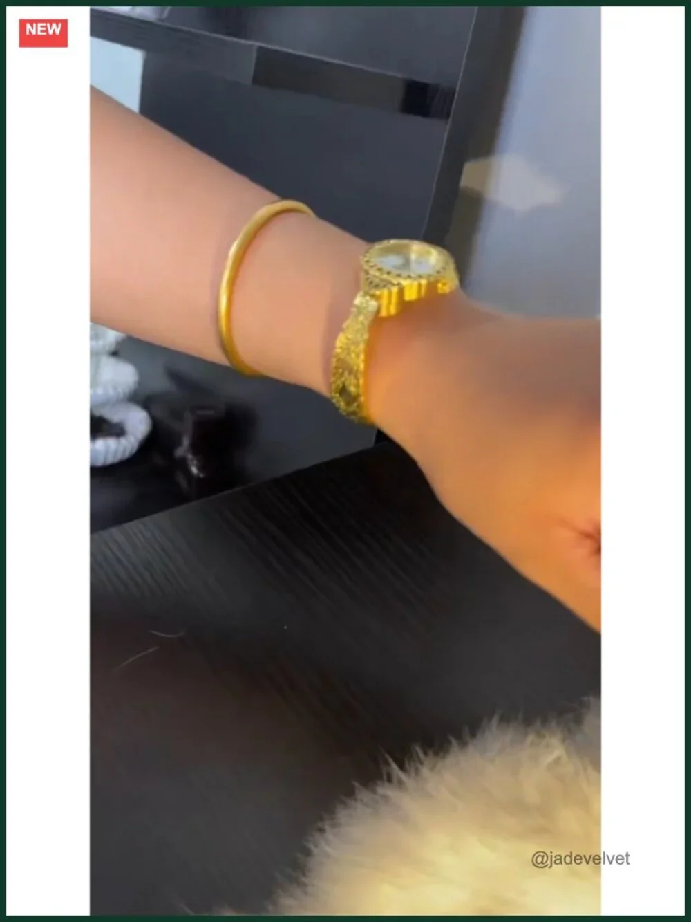 Women Vintage Cuff Bracelet Watch Quartz Arabic Numerals Stainless Steel